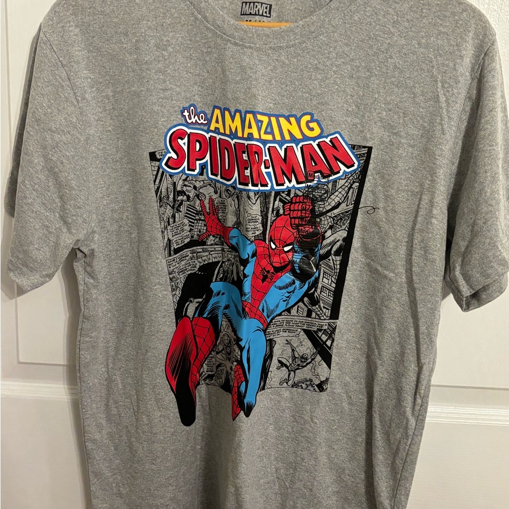 Men’s Marvel Gray Spider-Man Graphic T-Shirt medium